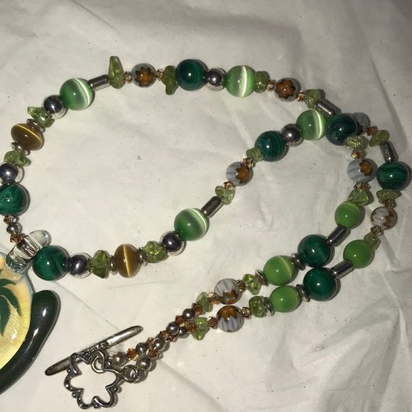 Artisan Lampwork pendant necklace & earring set - Picture 8 of 8